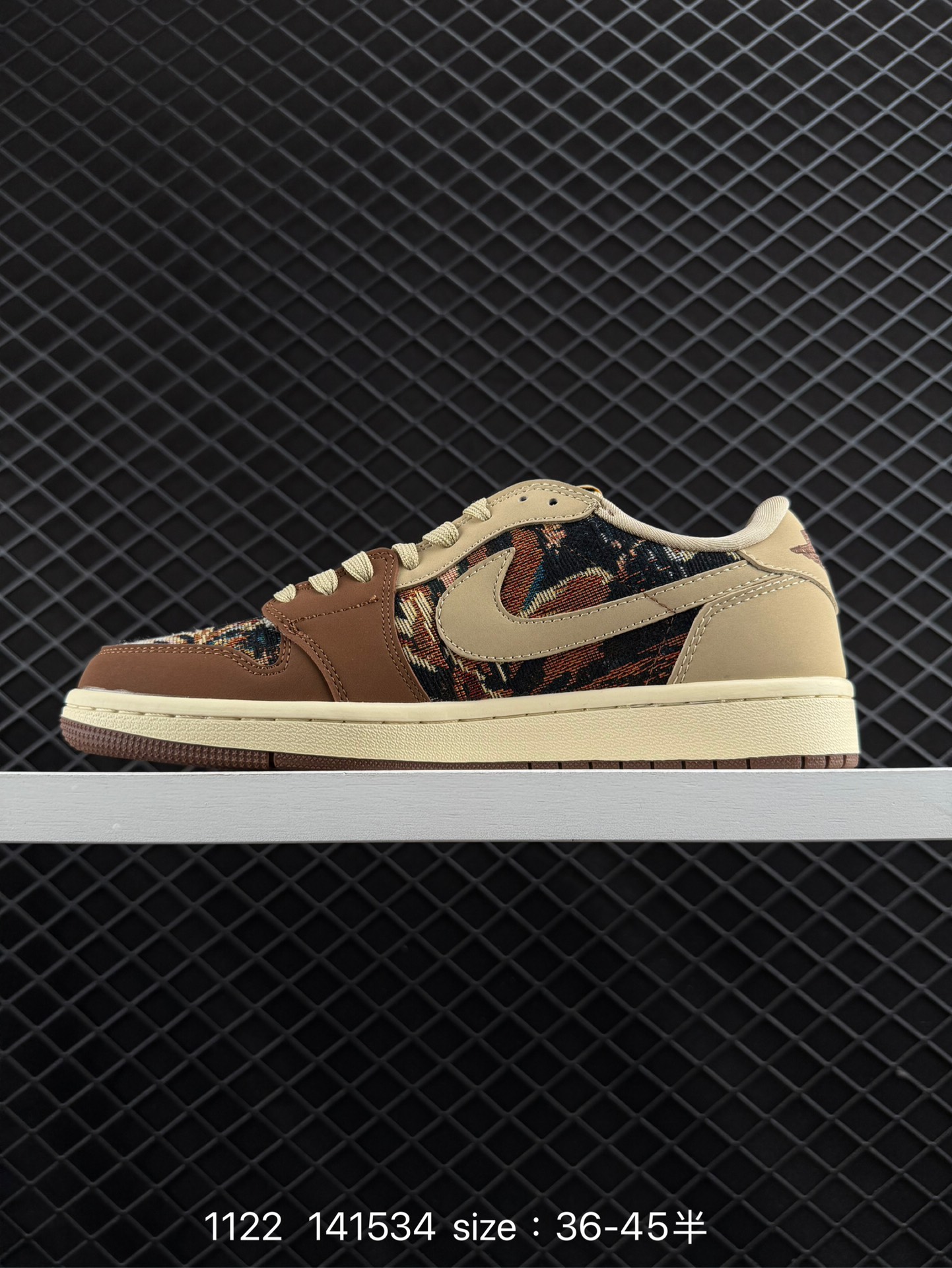 Travis Scott x Air Jordan 1 ” Reverse Mocha “